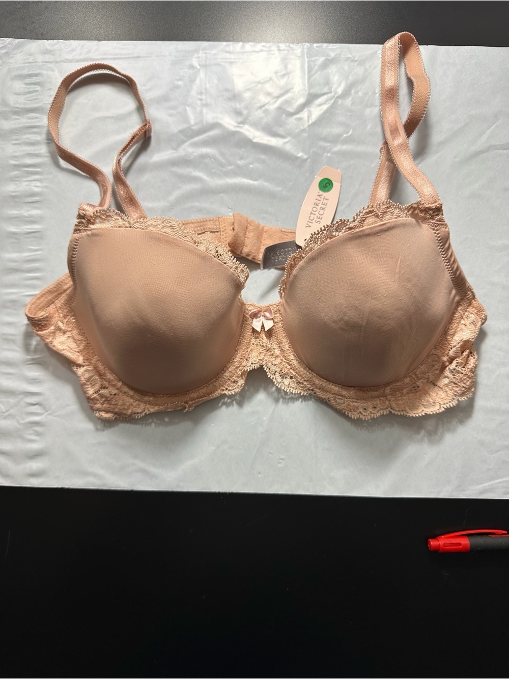 34B VICTORIA'S SECRET Dream Angels Lined Demi underwire beige bra lace trim